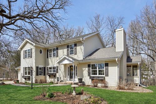 9416 Blackhawk Trail Trail, Roxbury, WI, 53583 | Card Image