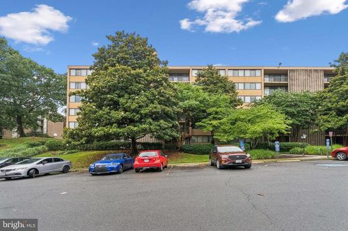 apt-503-16 S Van Dorn St, ALEXANDRIA, VA, 22304-4240 | Card Image