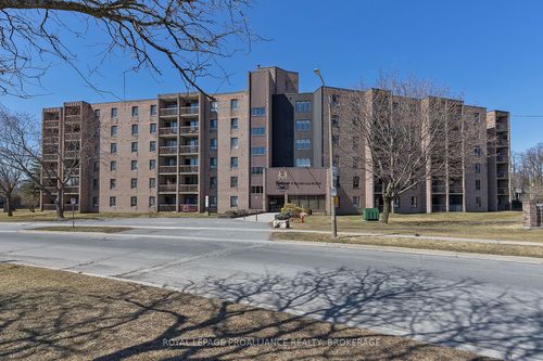 215-17 Eldon Hall Pl, Kingston, ON, K7M7H5 | Card Image
