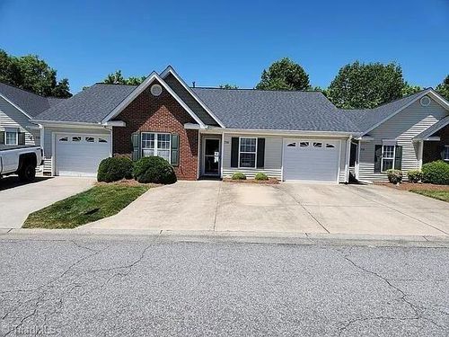 716 Wynbrook Square Ln, Winston Salem, NC, 27103-8004 | Card Image