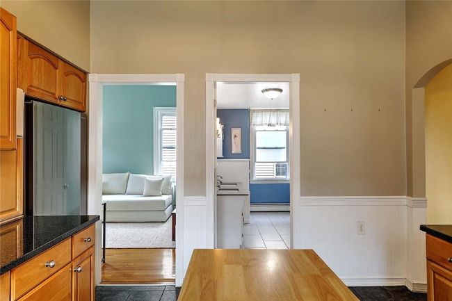 APT-3 - 20 7 Th St, Condo with 2 bedrooms, 1 bathrooms and 2 parking in Providence RI | Image 15