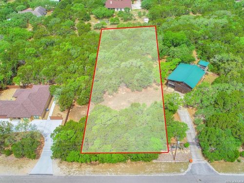 1211 Heritage Hl, Canyon Lake, TX, 78133-1811 | Card Image