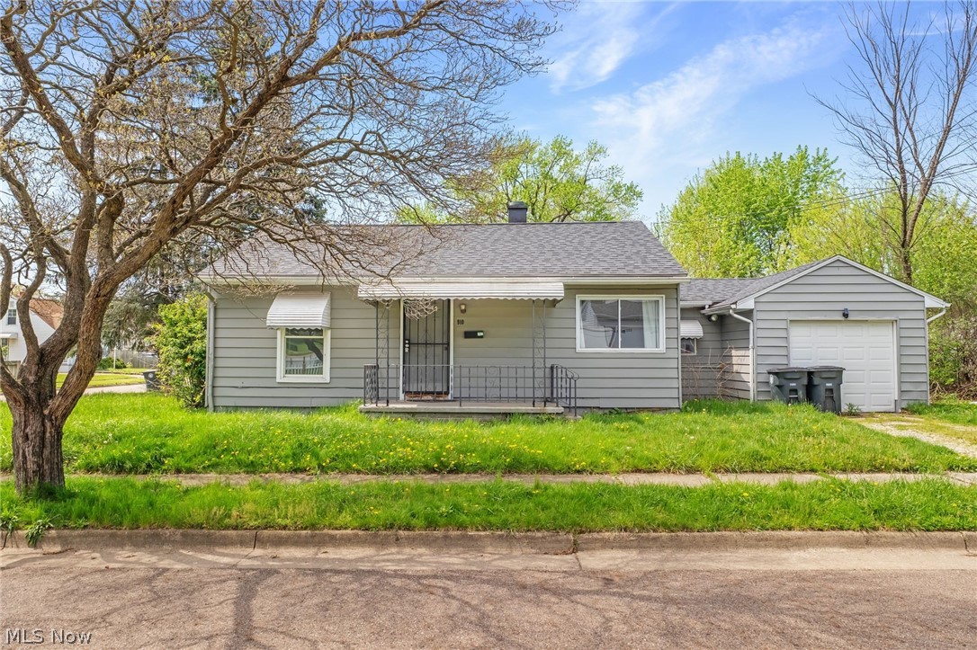 910 Ardella Ave, For Sale in Akron - eXp Realty