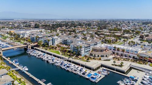 1541 Windshore Way, Oxnard, CA, 93035-1406 | Card Image