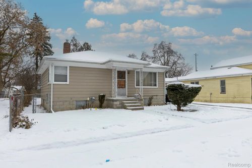 712 N Bond St, Saginaw, MI, 48602-4544 | Card Image