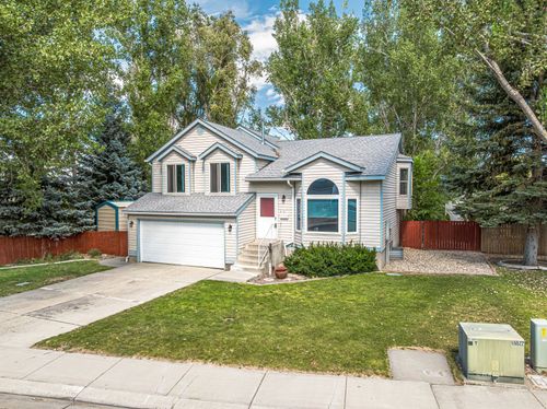 2126 Colonial Dr, Elko, NV, 89801-4562 | Card Image