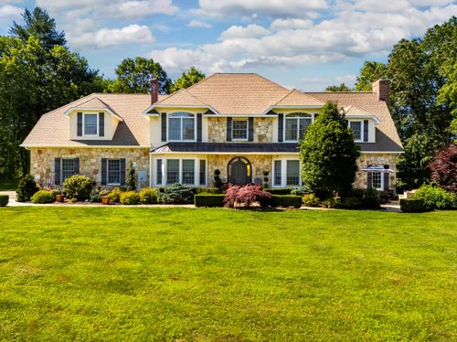 99 Carriage Ln, Roxbury, CT, 06783-1921 | Card Image