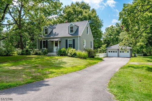 596 Elizabeth Ave, Somerset, NJ, 08873-5206 | Card Image