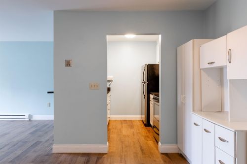 apt-103-124 Eastern Ave, Manchester, NH, 03104-6636 | Card Image