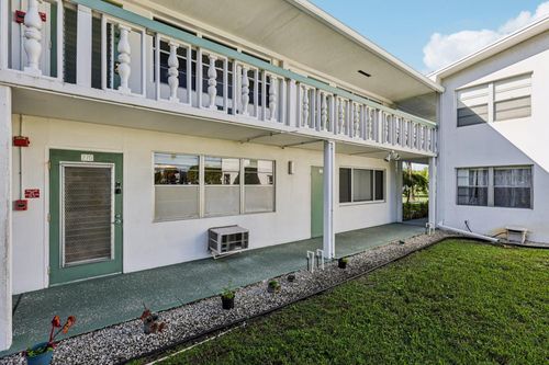 270-270 Newport R, Deerfield Beach, FL, 33442-2665 | Card Image
