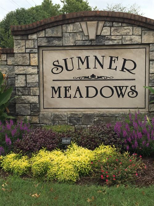 111 Sumner Meadows Ln, Hendersonville, TN, 37075-2591 | Card Image