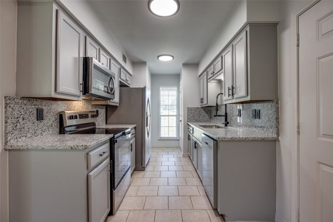 505 W Thomas St, House other with 4 bedrooms, 2 bathrooms and null parking in Leonard TX | Image 6
