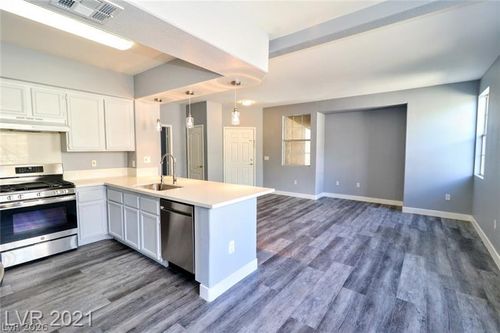 1104-9901 Trailwood Dr, Las Vegas, NV, 89134-5924 | Card Image