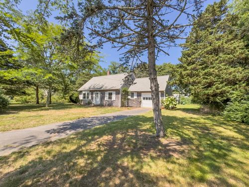 35 Meadow Dr, Eastham, MA, 02642-1645 | Card Image