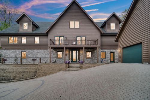 12 Ridge Dr, Chesterton, IN, 46304 | Card Image