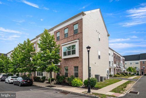 134 Easton St, BENSALEM, PA, 19020-1252 | Card Image
