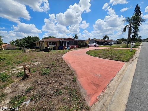 116 Rowland Rd, LEHIGH ACRES, FL, 33936-5906 | Card Image