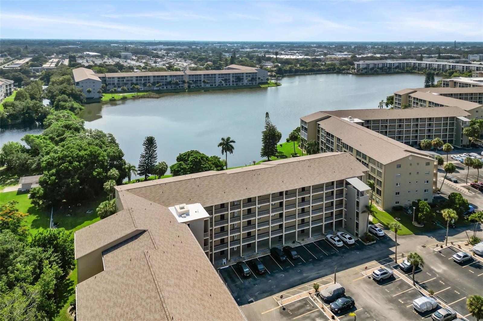 Lake Bayshore Dr, Bradenton, FL 34205