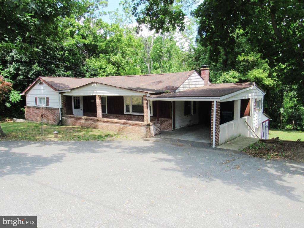 Marietta Ave, Columbia, PA 17512