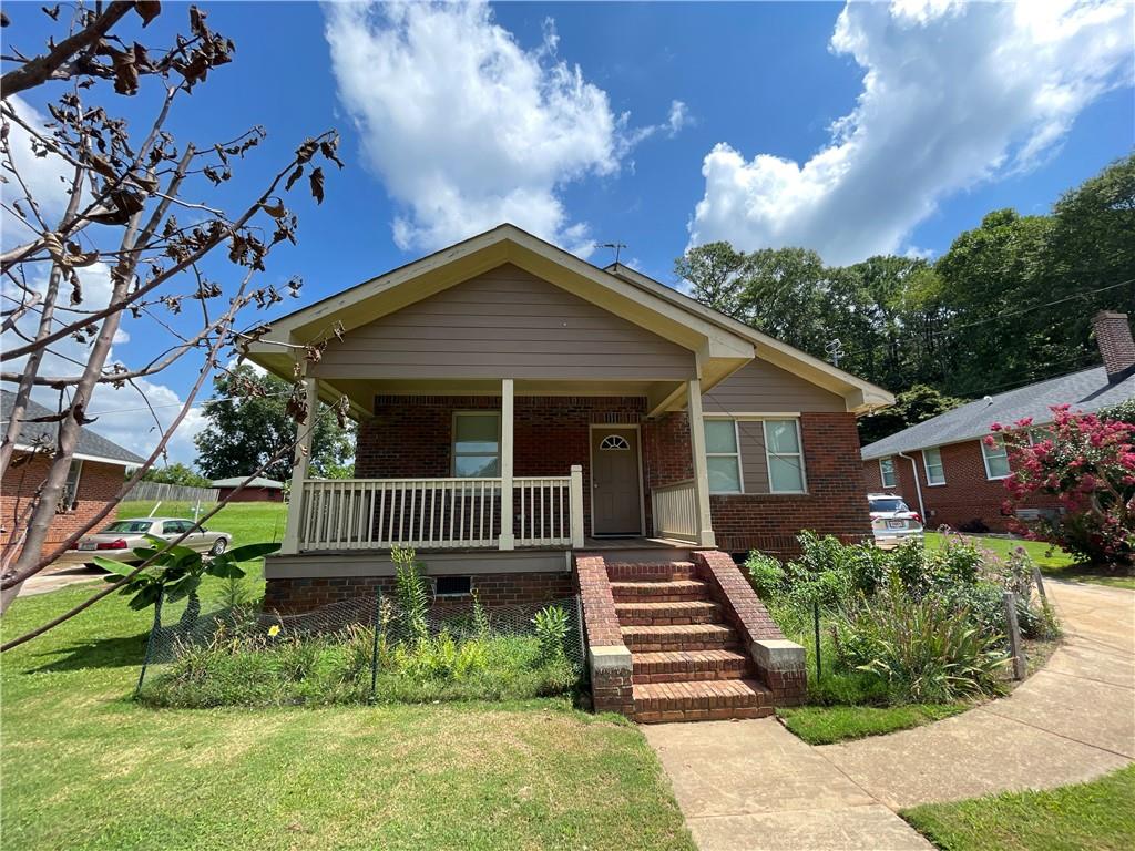 J Ave, Gainesville, GA 30504