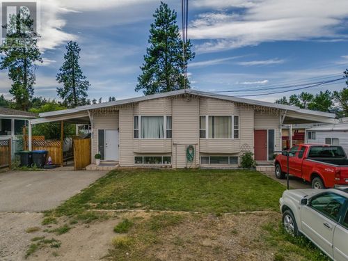 830/832 Irma Rd, Kelowna, BC, V1X3Z9 | Card Image