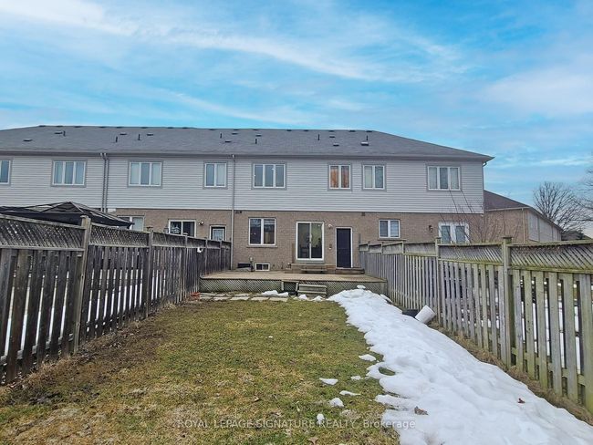 321 Bussel Cres, House attached with 3 bedrooms, 3 bathrooms and 2 parking in Milton ON | Image 43