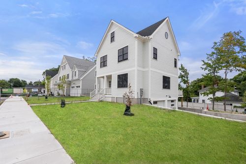 6 Kinsale Ln, Boston, MA, 02136-3647 | Card Image