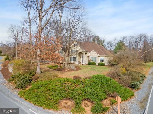 44 N Tamarac Dr, SHEPHERDSTOWN, WV, 25443-4013 | Card Image