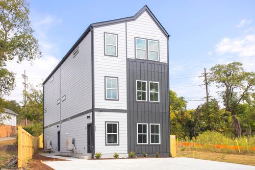 2706 Tucker Rd, Nashville, TN, 37218-2319 | Card Image