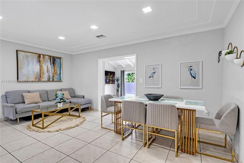 437 Ne 107th St, Miami, FL, 33161-7137 | Card Image