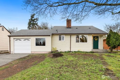 9444 26th Avenue Sw, Seattle, WA, 98106 | Card Image