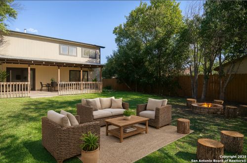 8166 Cheryl Meadow Dr, Converse, TX, 78109-3380 | Card Image