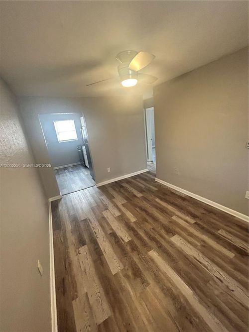 3-161 Nw 15th St, Miami, FL, 33136 | Card Image