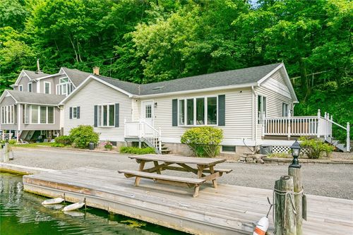 31 Schnackel Dr, Irondequoit, NY, 14622-3337 | Card Image