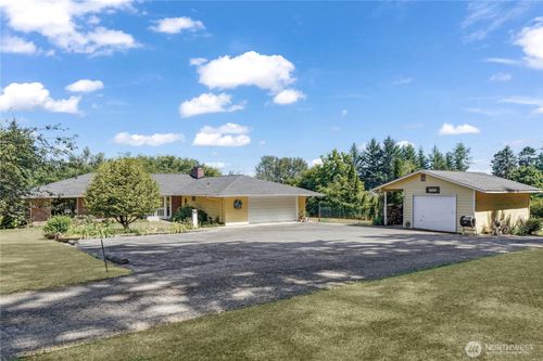 15638 94th Ave Sw, Vashon, WA, 98070-4222 | Card Image