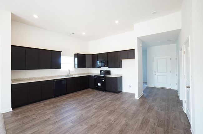 1142 Andrick Dr, House other with 3 bedrooms, 3 bathrooms and null parking in Washington Court House OH | Image 6
