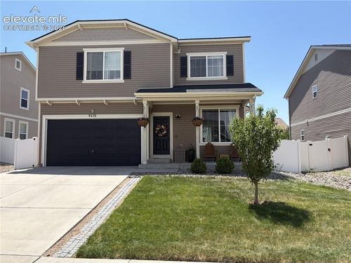 9475 Castle Oaks Dr, Fountain, CO, 80817-4517 | Card Image