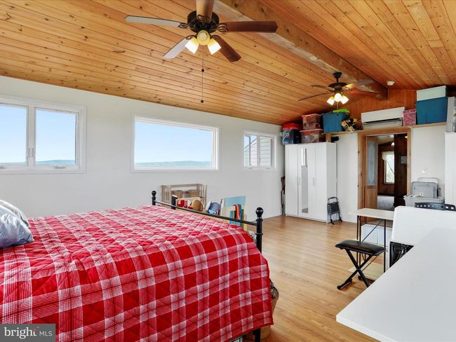 150 N Apple Ridge Rd, House other with 2 bedrooms, 2 bathrooms and null parking in Romney WV | Image 31
