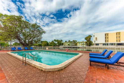 apt-125-1255 Marseille Dr, Miami Beach, FL, 33141-2850 | Card Image