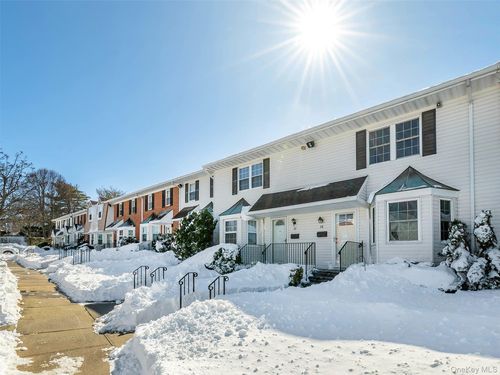 78 Santa Barbara Dr, Plainview, NY, 11803-5821 | Card Image