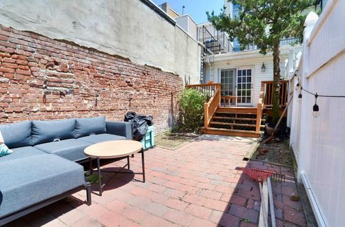 1r-410 Adams St, Hoboken, NJ, 07030-2653 | Card Image