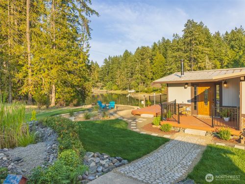 5440 E Grapeview Loop Rd, Allyn, WA, 98524-7732 | Card Image