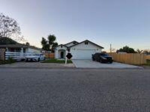 33119 Walls St, Lake Elsinore, CA, 92530-6054 | Card Image