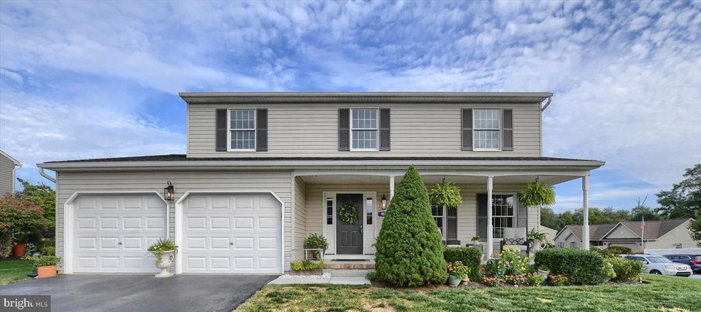 Magnolia Dr, Enola, PA 17025