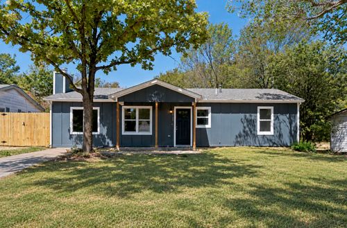 125 Ne Cindy Ln, Burleson, TX, 76028-3456 | Card Image