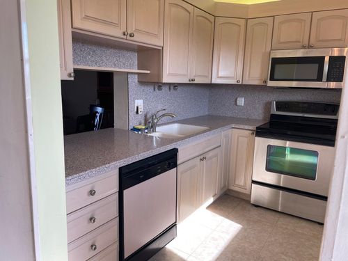 411-2520 Ne 1st Ct, Boynton Beach, FL, 33435-2045 | Card Image