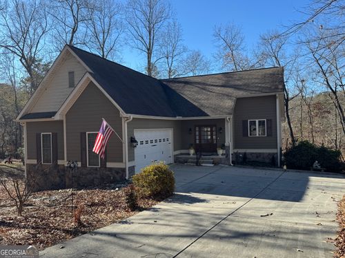 94 Westwood Cir, Hartwell, GA, 30643-4152 | Card Image