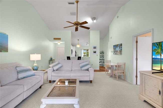 APT-3 - 5720 Pelican Pointe Dr, Condo with 2 bedrooms, 2 bathrooms and null parking in Sebastian FL | Image 6