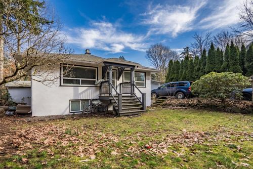 621 Water Ave, Hope, BC, V0X1L0 | Card Image