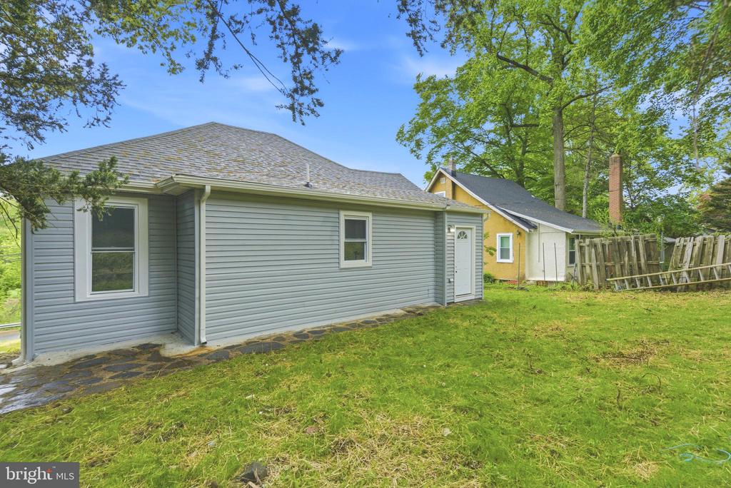 Residential in GWYNN OAK 2